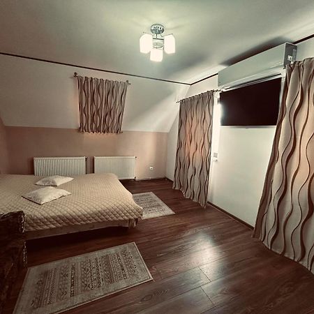 Siesta Pension Miercurea Ciuc Ngoại thất bức ảnh